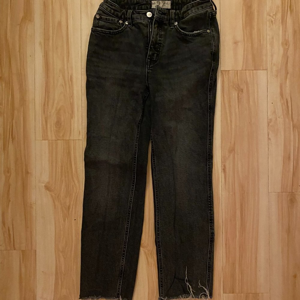 Free People We The Free Grey Denim Mom Jeans Size 27